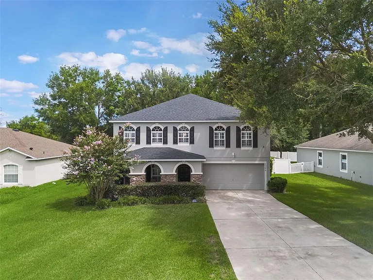 1704 Hoofprint Ct