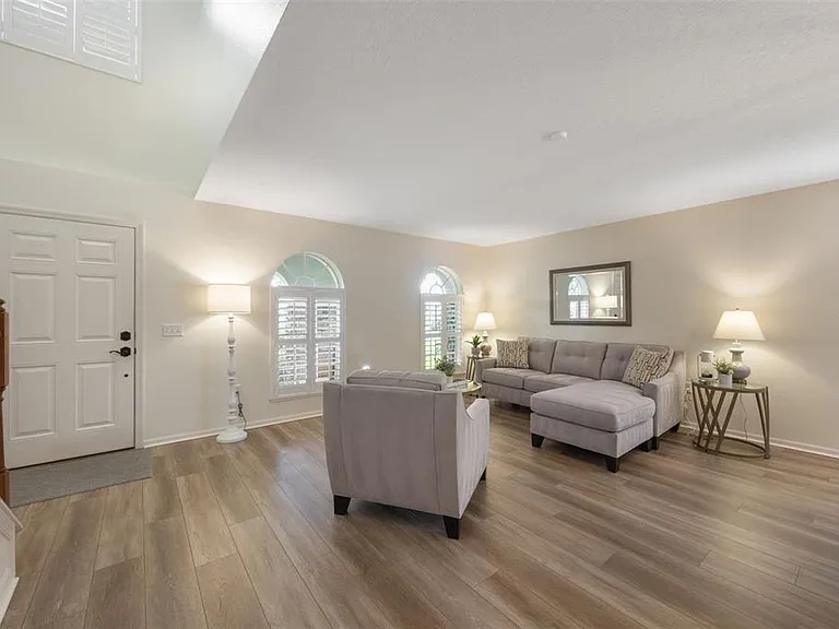 1704 Hoofprint Ct