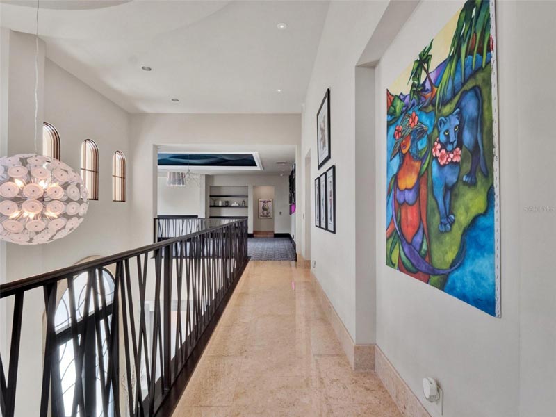 6137 Grosvenor Shore Drive