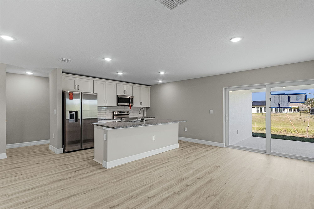 3841 San Pedro Ave