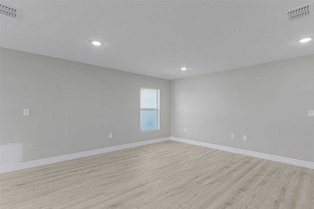 3841 San Pedro Ave