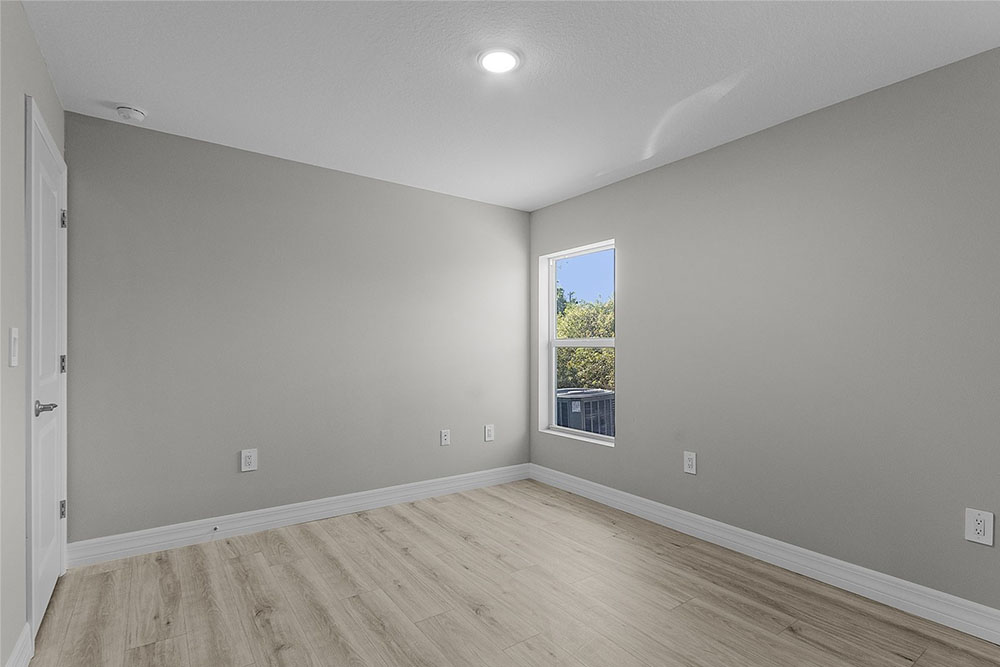 3841 San Pedro Ave