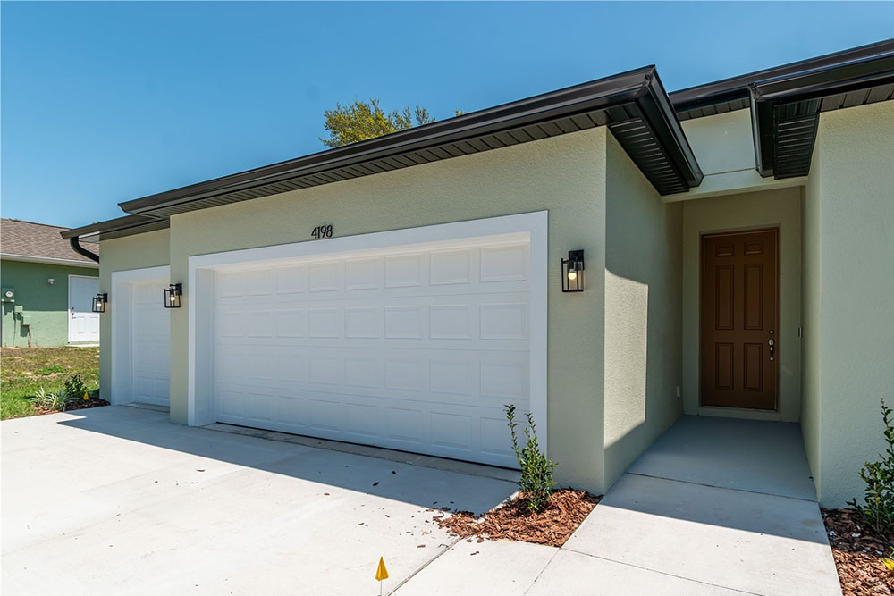 4198 SW 128TH Place
