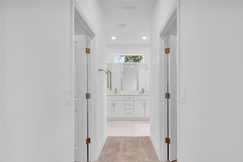 506 Marion Oaks Trail