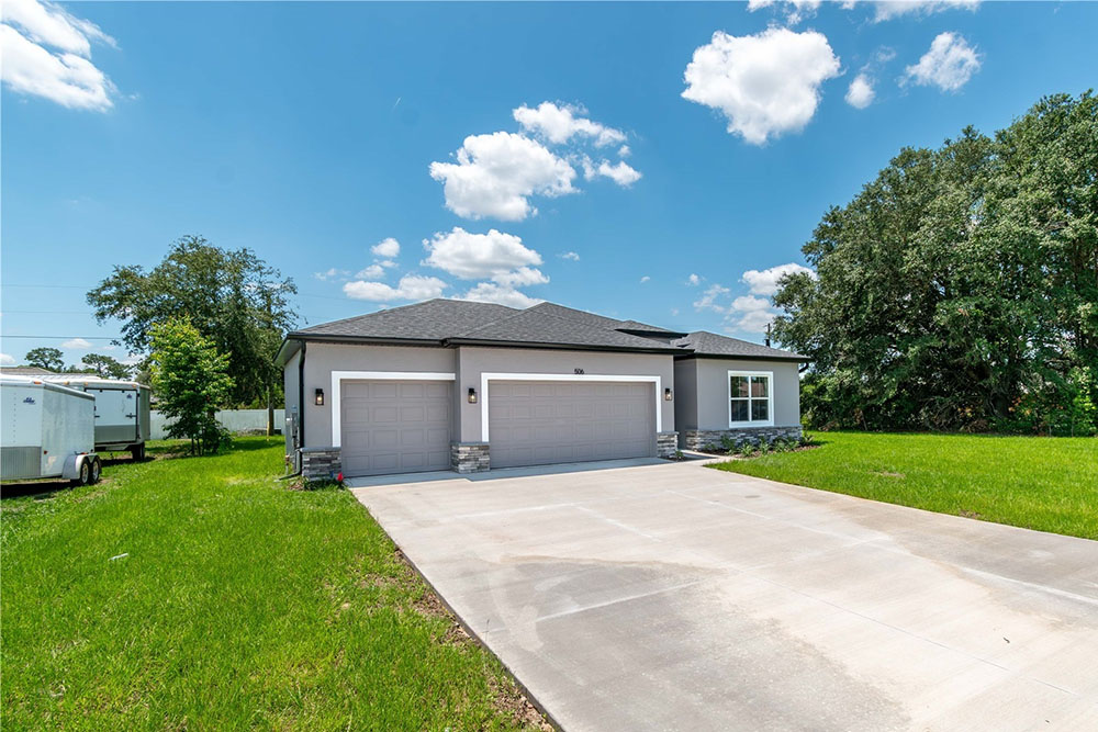 506 Marion Oaks Trail