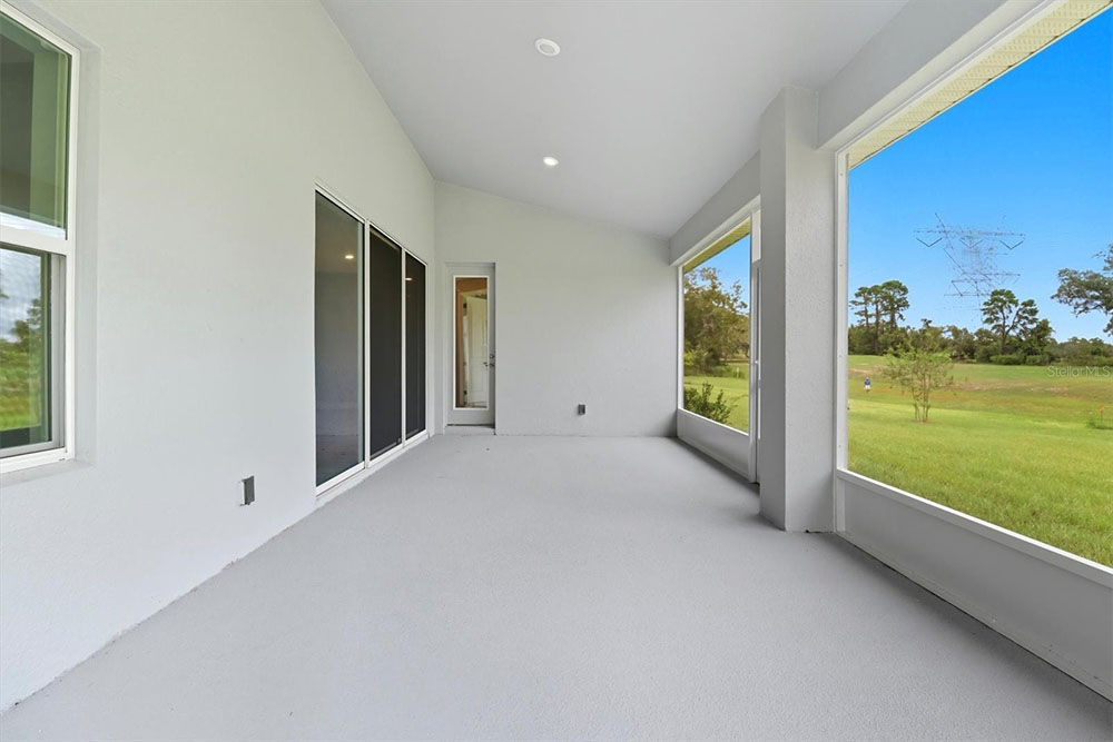 55 Woodfield Cir