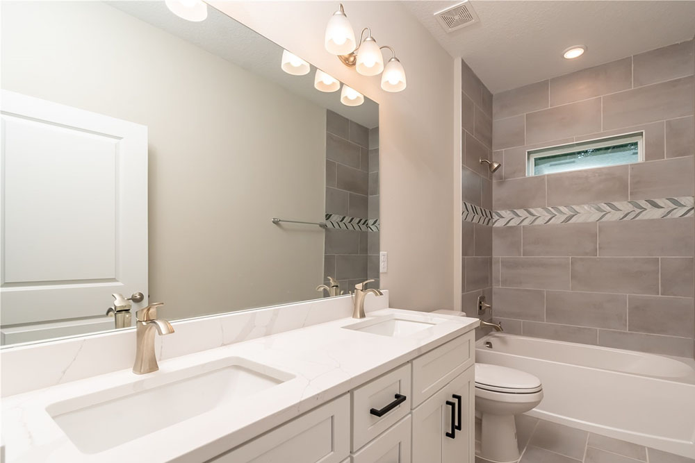 9262 N Alpinia Drive